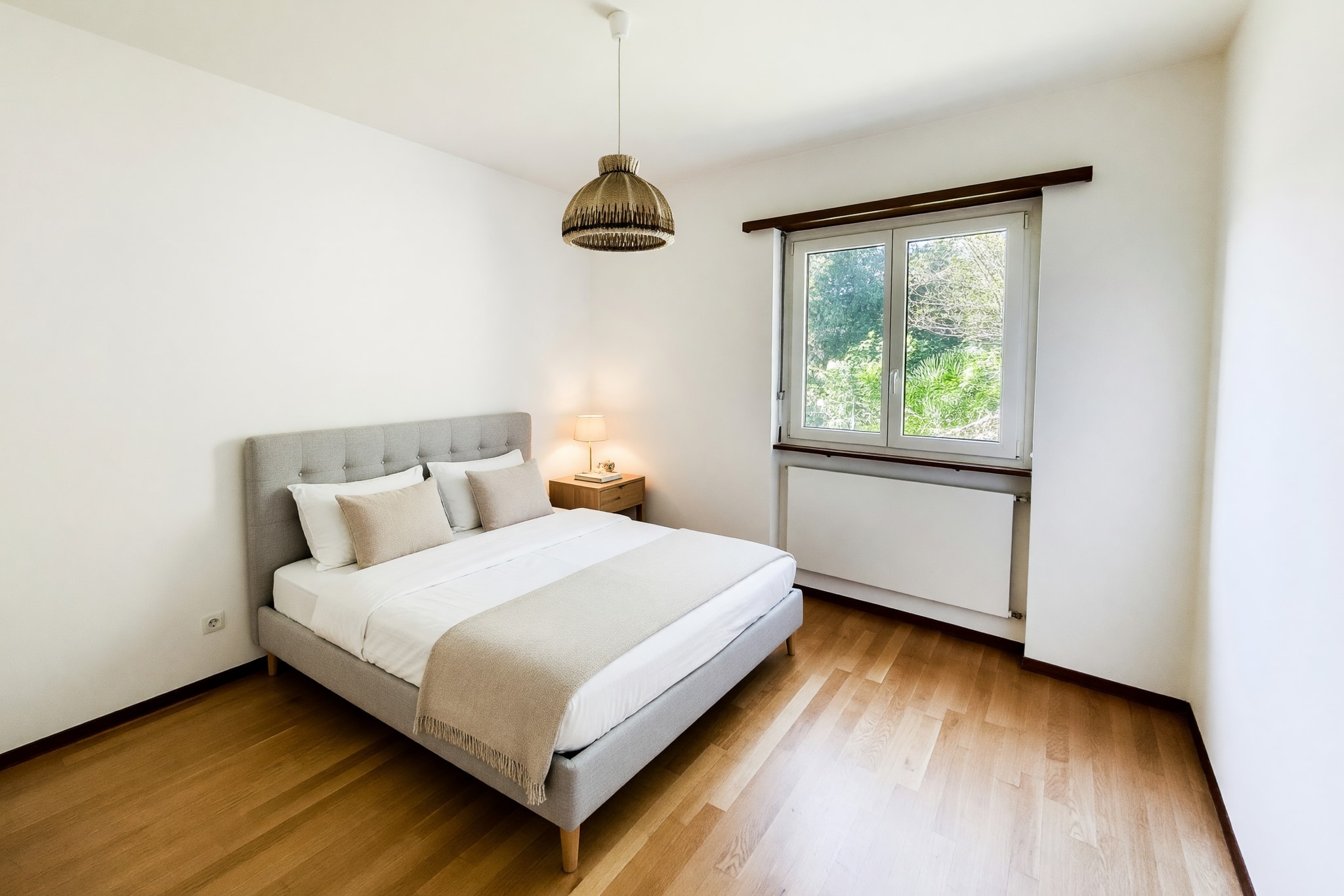 Affascinante casa indipendente 7,5 locali con grande giardino, terrazze panoramiche e soggiorno con camino in zona riservata - Mendrisio - foto 9