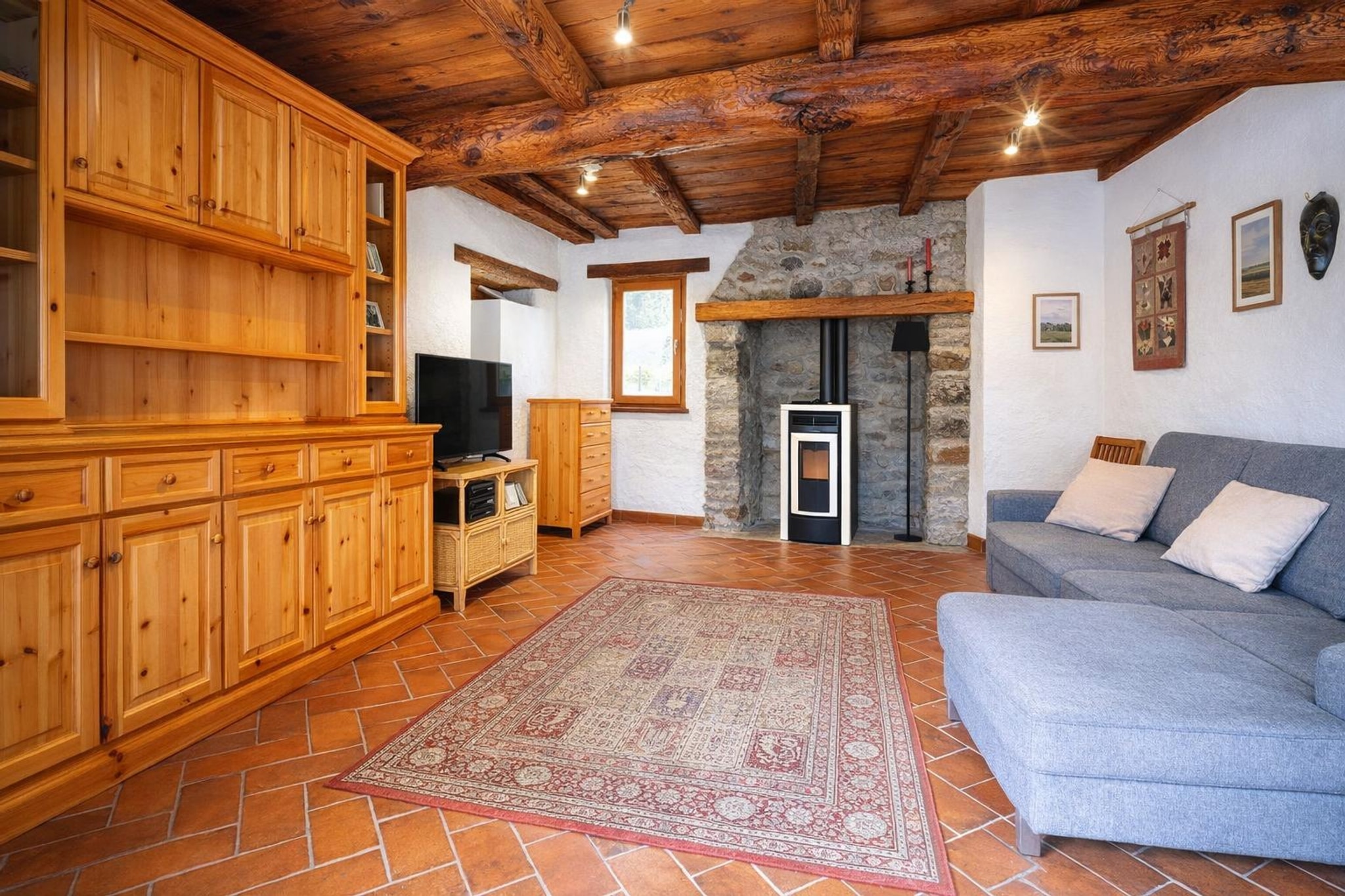 Graziosa casa di nucleo 3,5 locali ad un prezzo molto interessante e spese di gestione ridotte al minimo. - Isone - foto 2