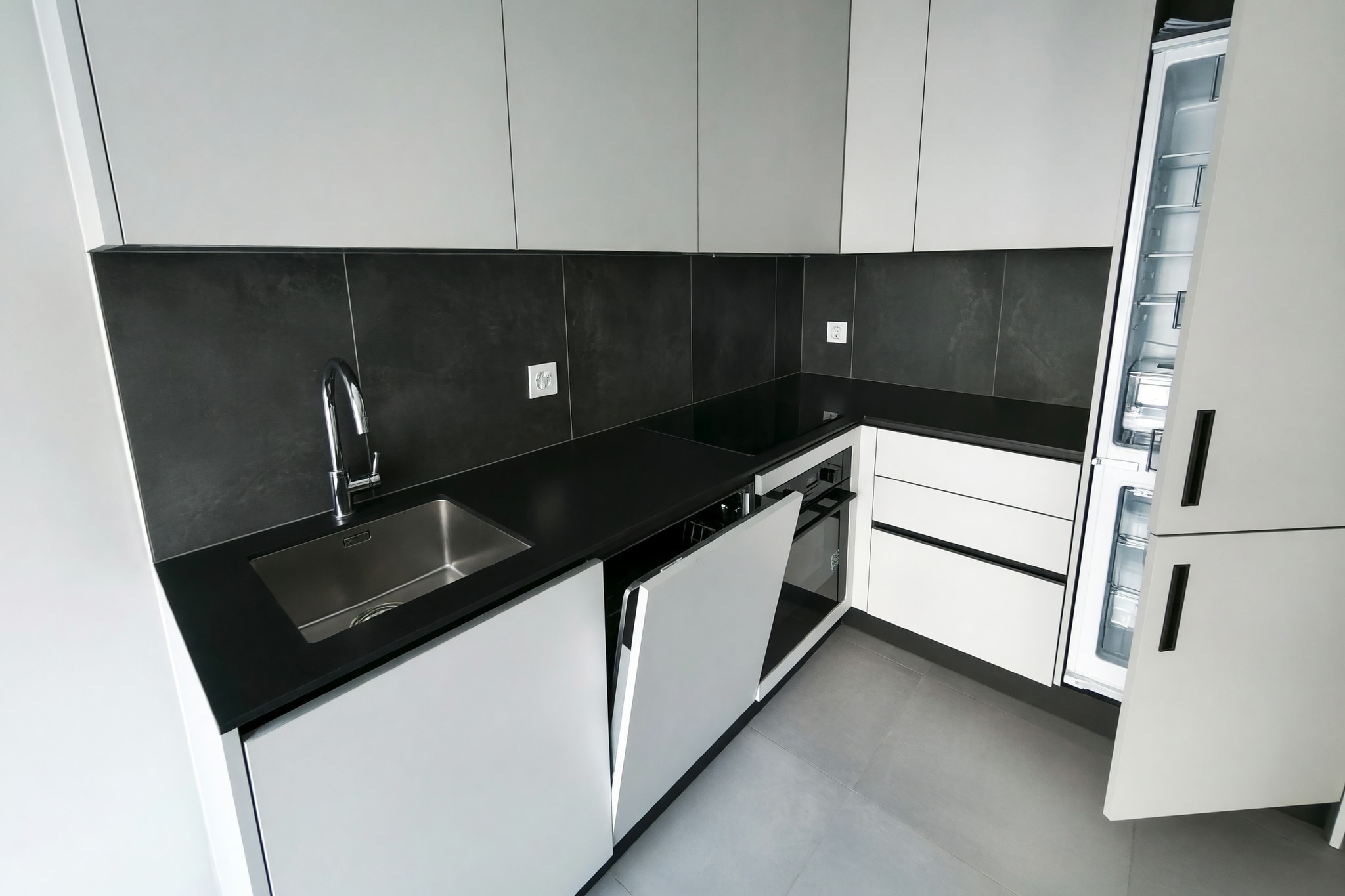 Nuovo appartamento 2,5 locali in stile moderno in posizione estremamente comoda - Morbio Inferiore - foto 2