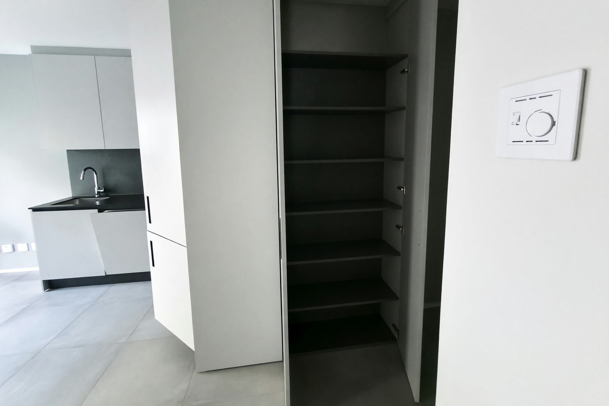 Nuovo appartamento 2,5 locali in stile moderno in posizione estremamente comoda - Morbio Inferiore - foto 4