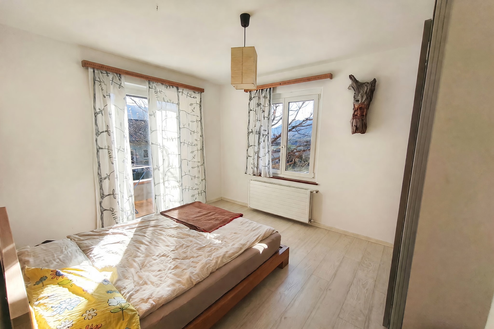 Graziosa villetta 5,5 locali con ampio giardino pianeggiante, terrazzo e grottino con camino - Camorino - foto 11