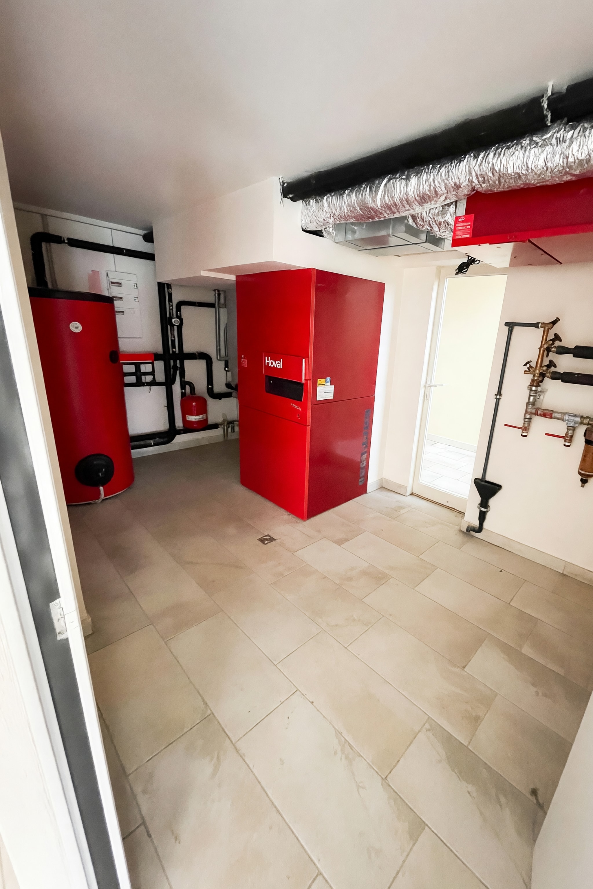 Piacevole casa unifamiliare 4,5 locali con terrazzo di 30 mq e giardino in comoda zona residenziale - Arzo - foto 8
