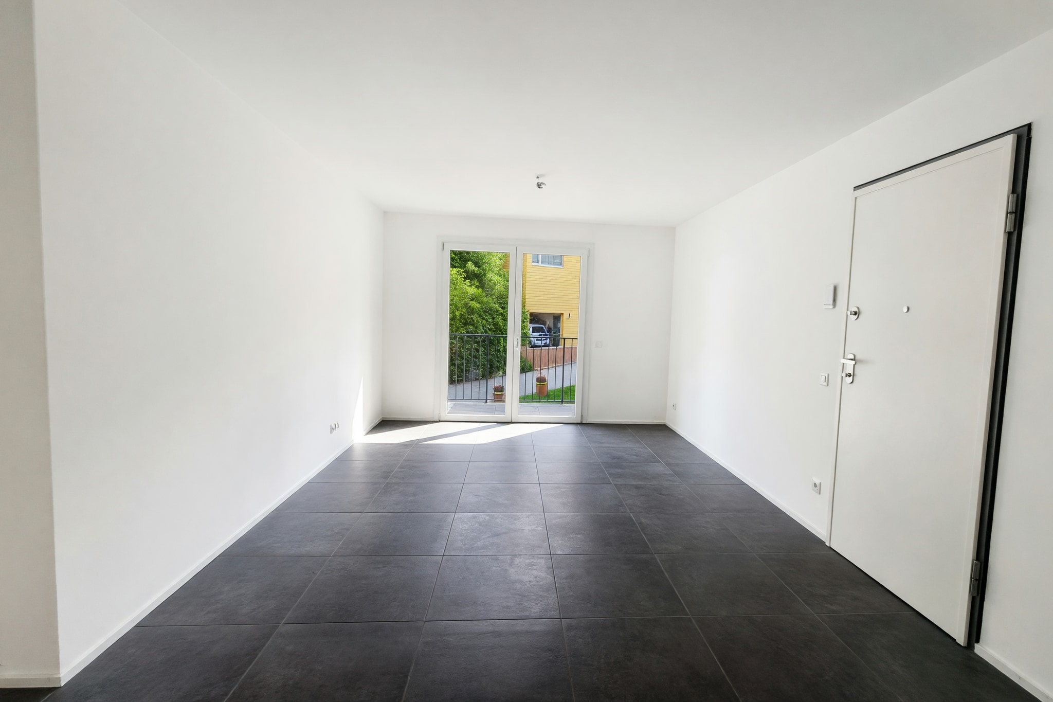 Nuovo appartamento 3,5 locali in pronta consegna con terrazza coperta e due balconi - Vacallo - foto 2