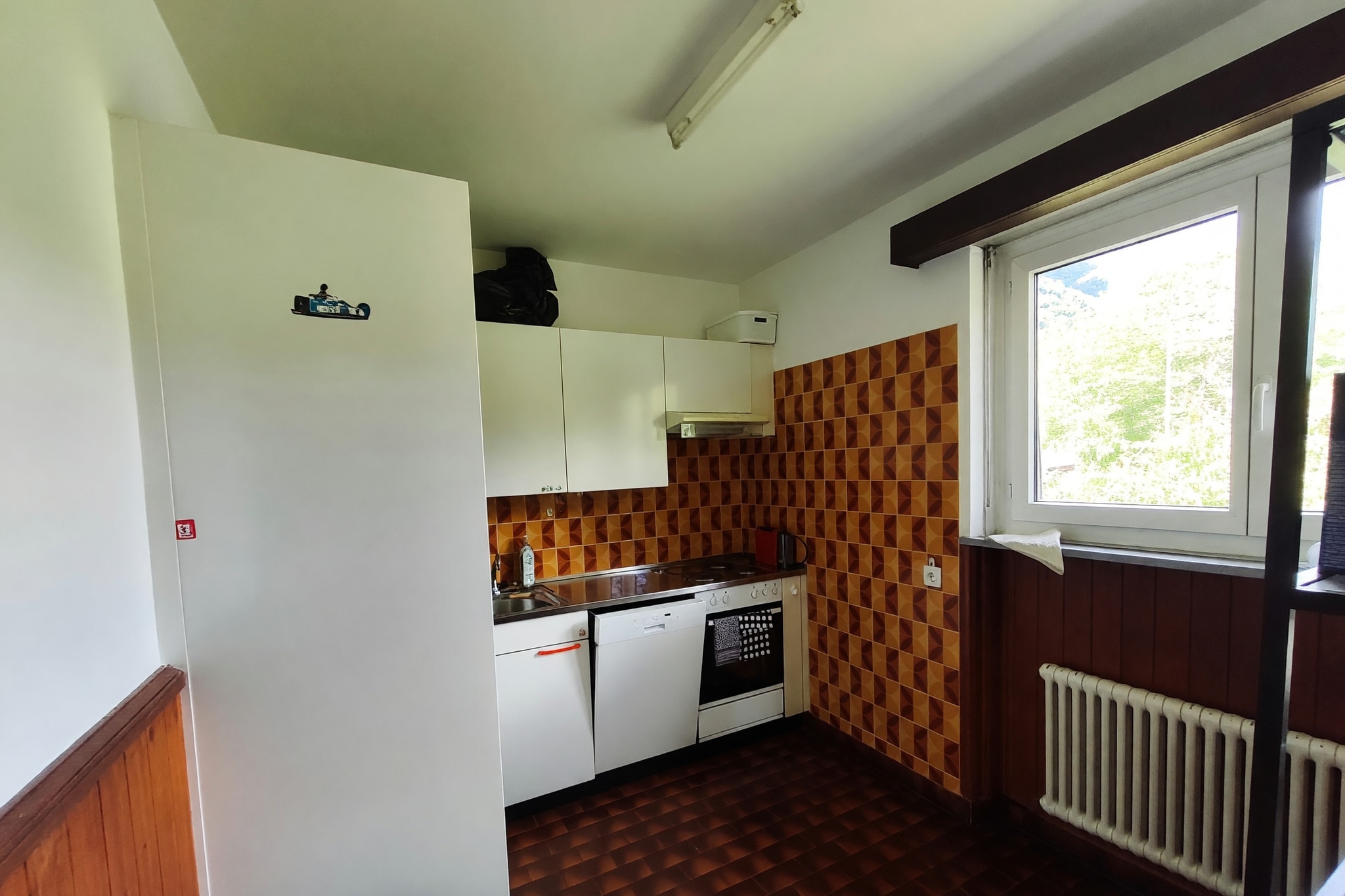 Ampio appartamento 3,5 locali luminoso con camino in tranquilla zona residenziale immersa nel verde - Gravesano - foto 4