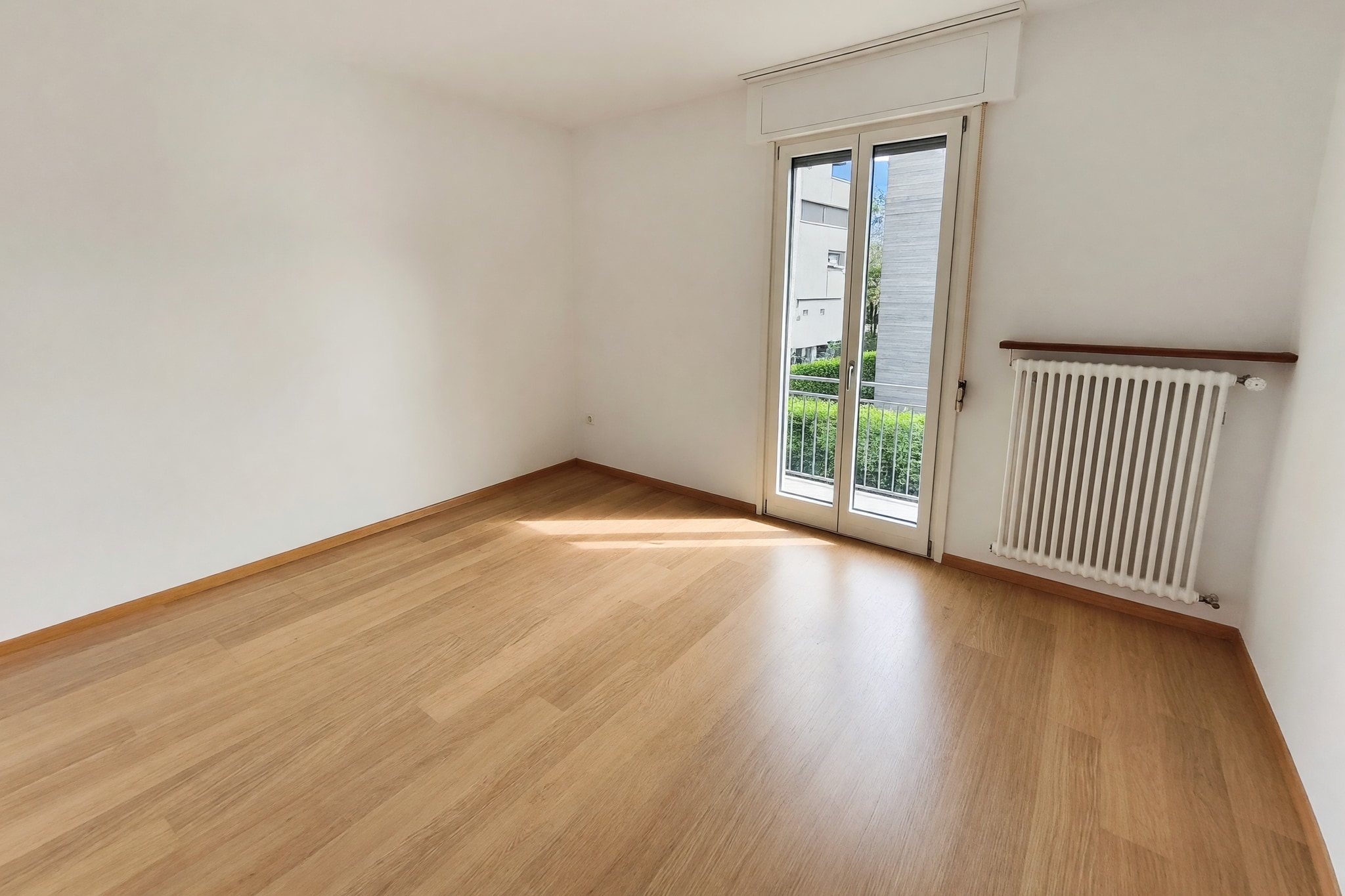 Bell'appartamento 4,5 locali ristrutturato con terrazzo e ampio soggiorno al primo piano in casa bifamiliare - Bellinzona - foto 6