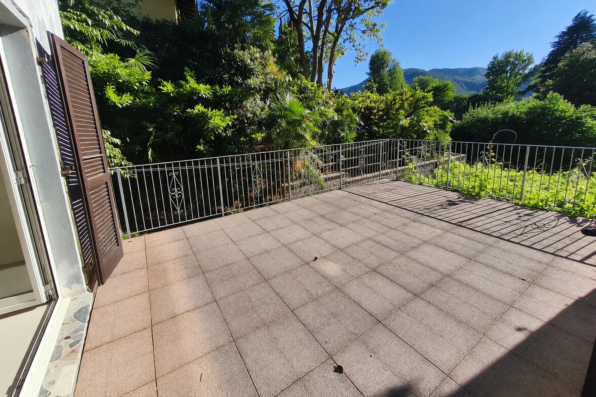 Bellissimo appartamento 3,5 locali appena ristrutturato con terrazzo abitabile, giardino privato e grande piano mansardato - Figino - foto 4