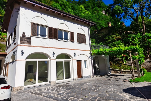 Bellissimo appartamento 3,5 locali appena ristrutturato con terrazzo abitabile, giardino privato e grande piano mansardato - Figino