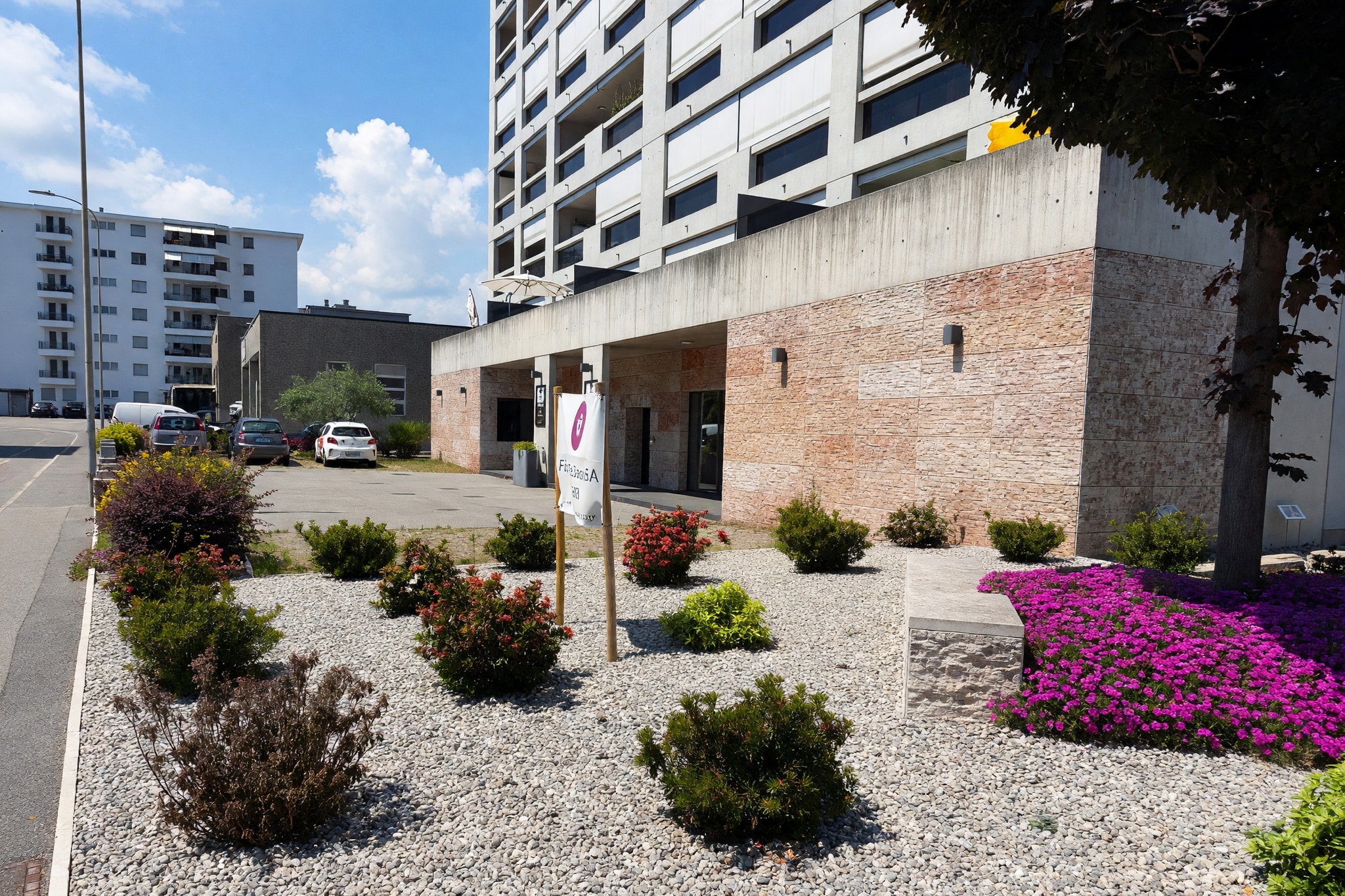 Prestigioso spazio commerciale di 325 m² in posizione strategica con finiture raffinate e ambienti molto luminosi - Locarno - foto 10