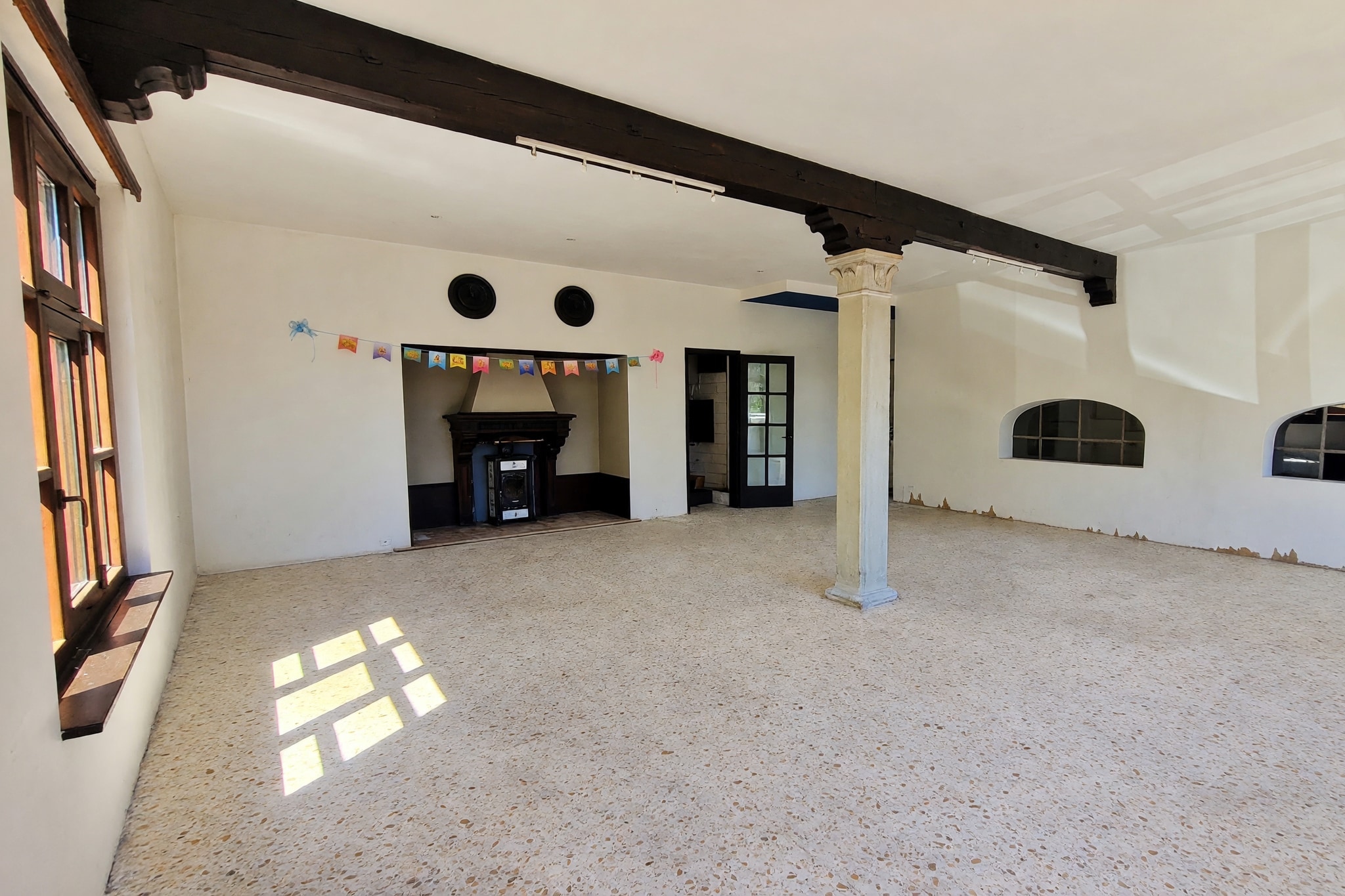 Interessante stabile plurifamiliare di 470 m² con spazio commerciale, due appartamenti e importante potenziale edificatorio - Agno - foto 10