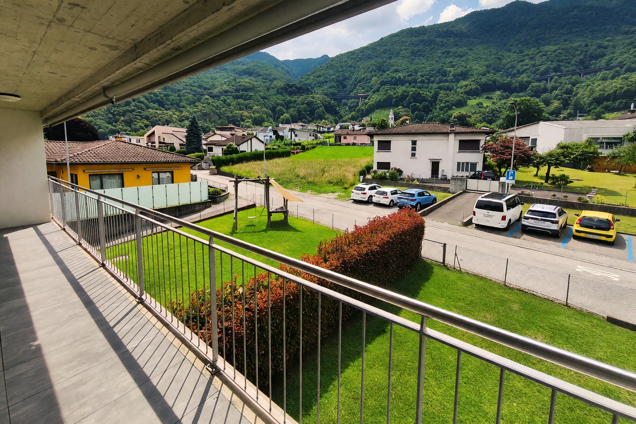 Recente appartamento 2,5 locali con terrazzo in piccola palazzina di sole cinque unità - Cadenazzo - foto 4