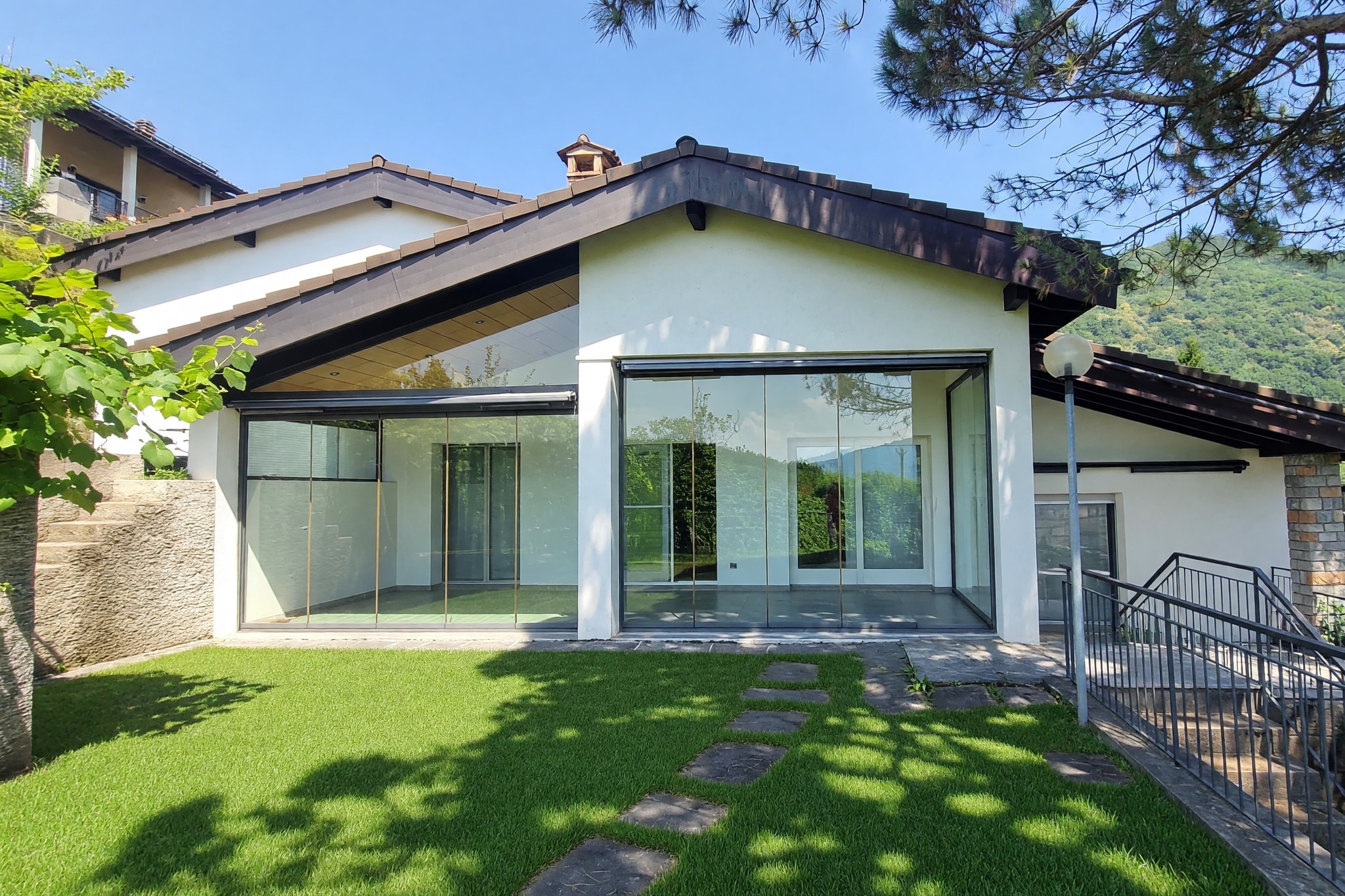 Affascinante casa unifamiliare 6,5 locali di 190 mq con ampio giardino privato, veranda e due terrazze nel verde - Castelrotto - foto 18