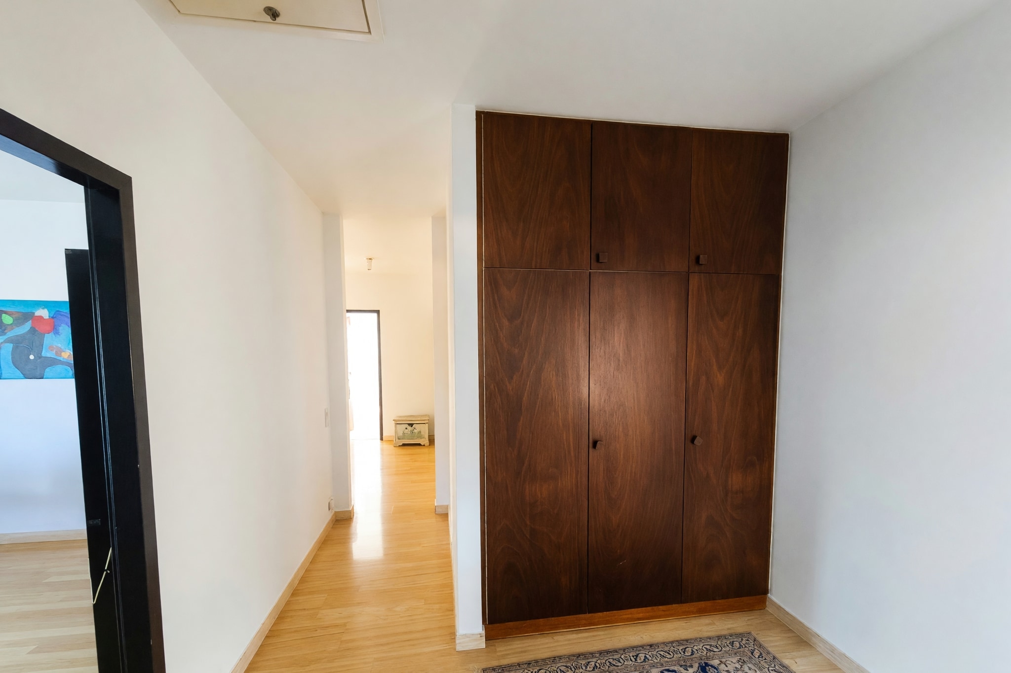 Spazioso appartamento 4,5 locali con tre terrazzi, camino e cucina abitabile in zona strategica - Manno - foto 4