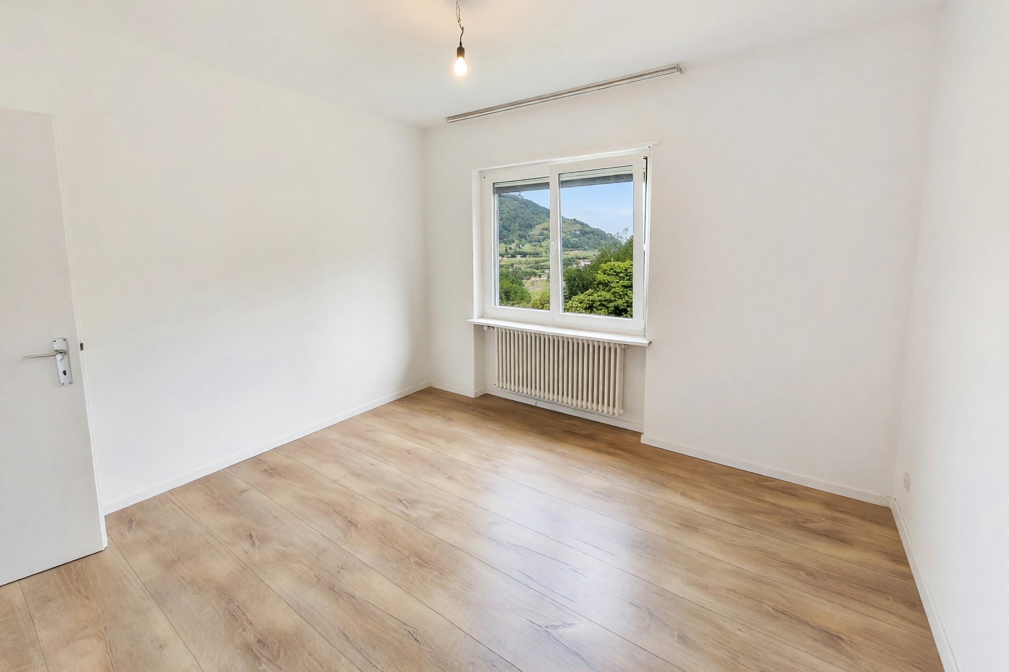 Stupenda casa bifamiliare 7 locali con terrazzo vista lago, giardino privato e grande zona giorno su due livelli - Collina d'Oro - foto 12