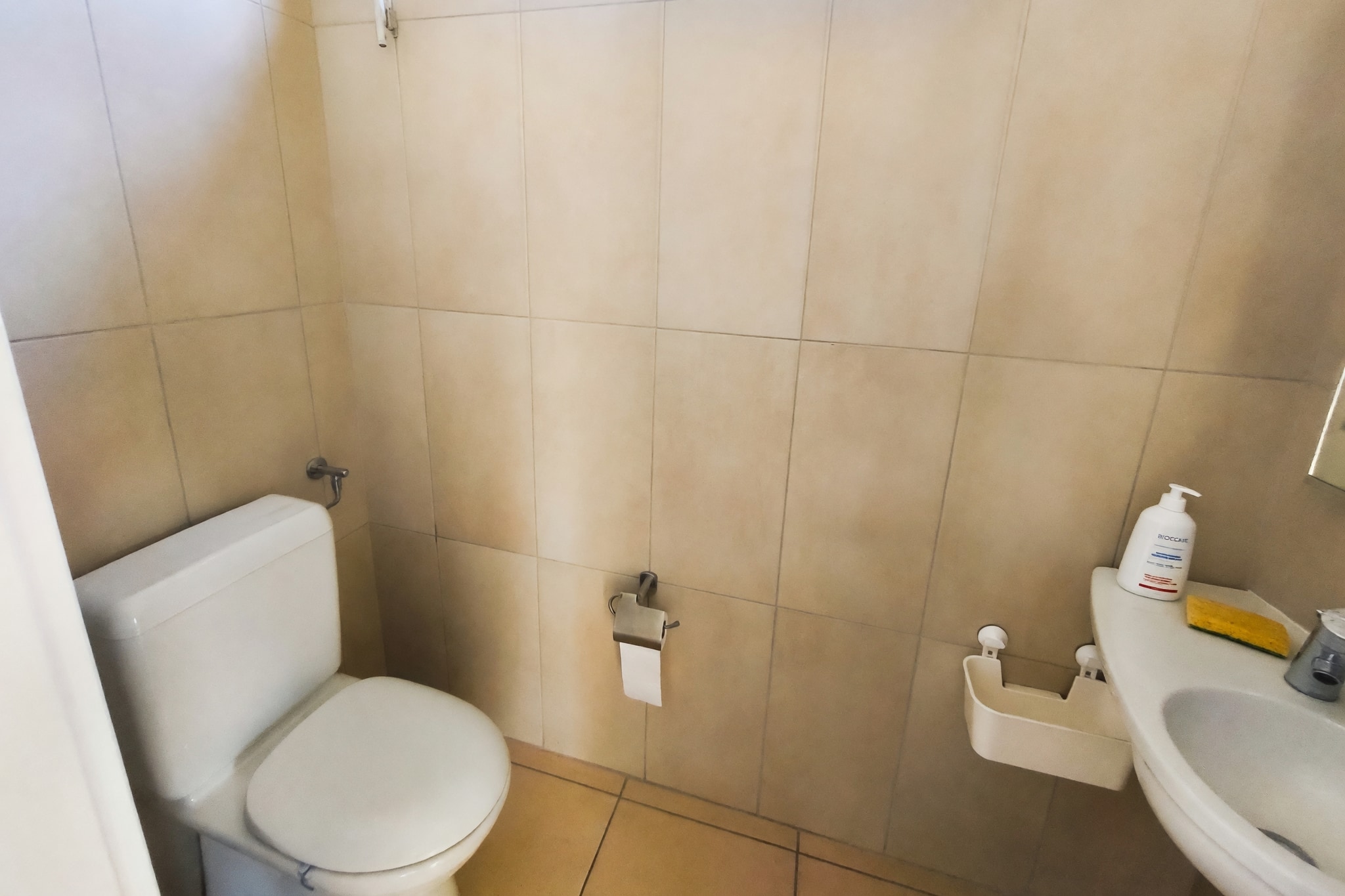 Interessante spazio commerciale di 70 mq in posizione strategica su strada di grande passaggio con ottima visibilità - Agno - foto 6