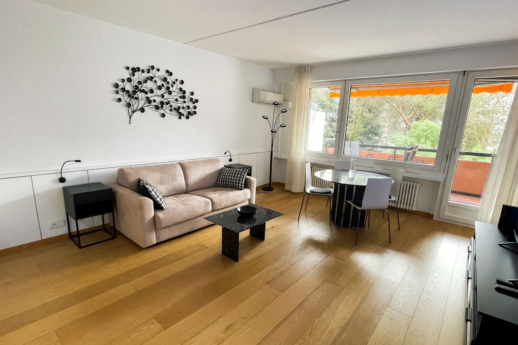 Bellissimo appartamento 2,5 locali con terrazza coperta vista lago in esclusivo residence di vacanza direttamente sul lago - Bissone