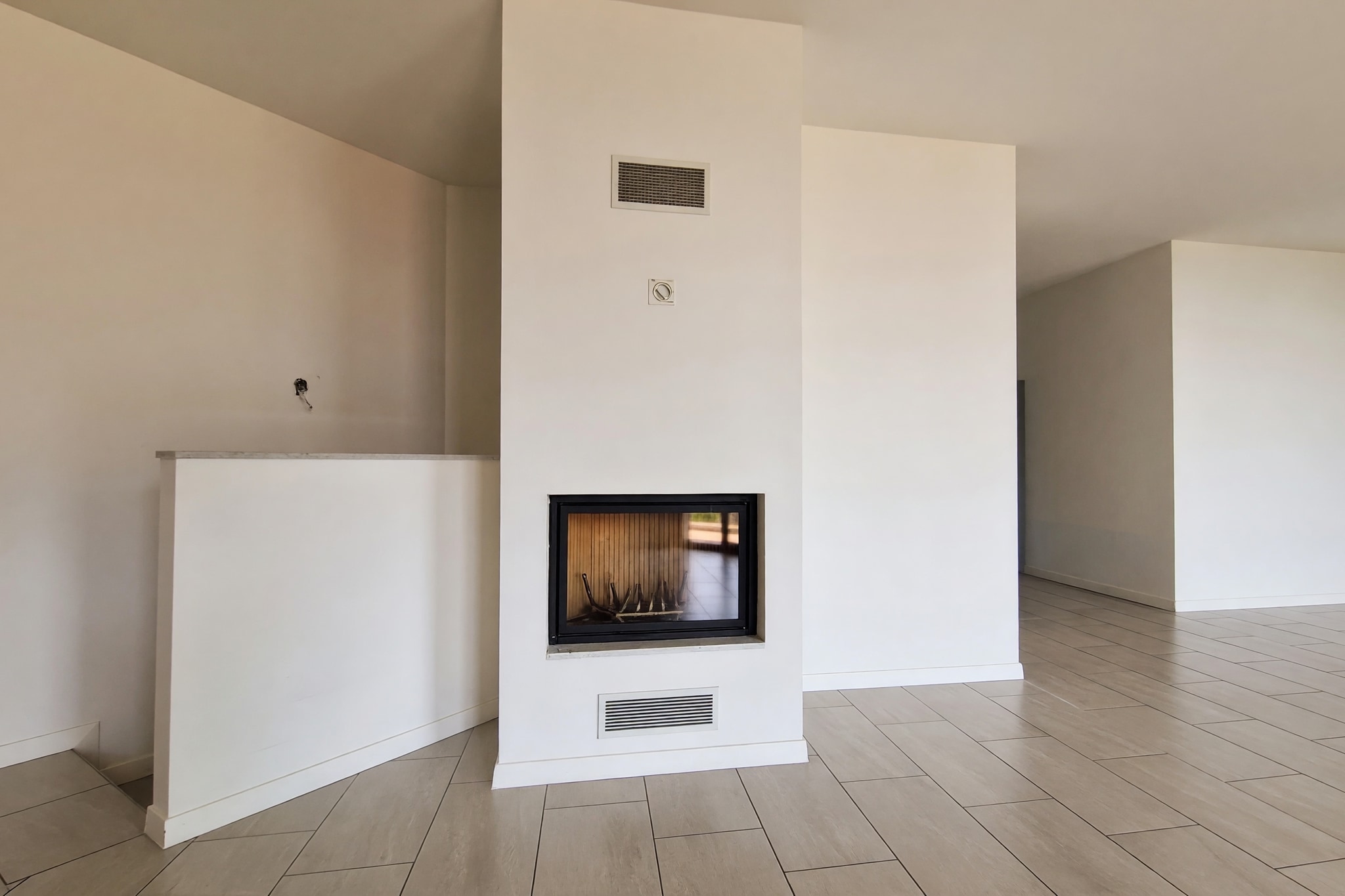 Moderna casa contigua 5,5 locali con terrazza coperta vista lago e giardino in posizione panoramica - Lopagno - foto 2