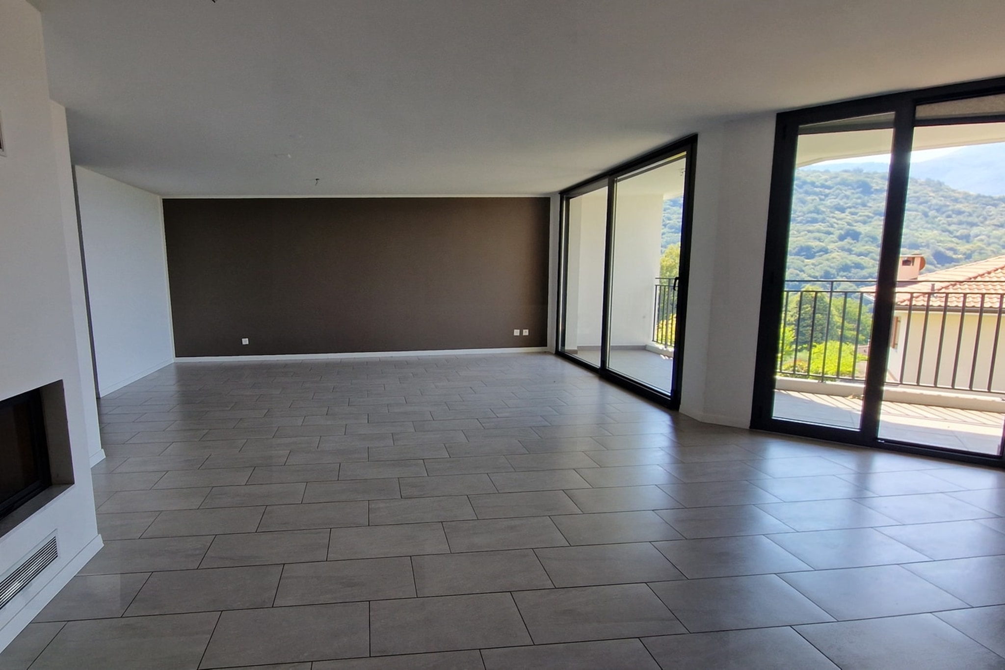 Moderna casa contigua 5,5 locali con terrazza coperta vista lago e giardino in posizione panoramica - Lopagno - foto 3