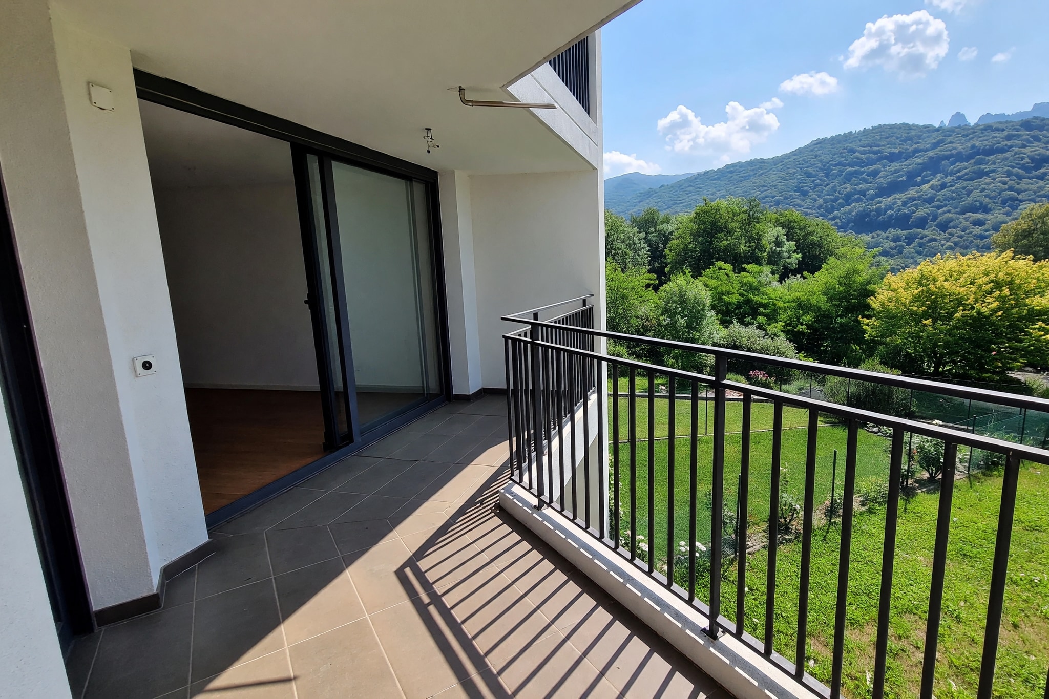 Moderna casa contigua 5,5 locali con terrazza coperta vista lago e giardino in posizione panoramica - Lopagno - foto 6