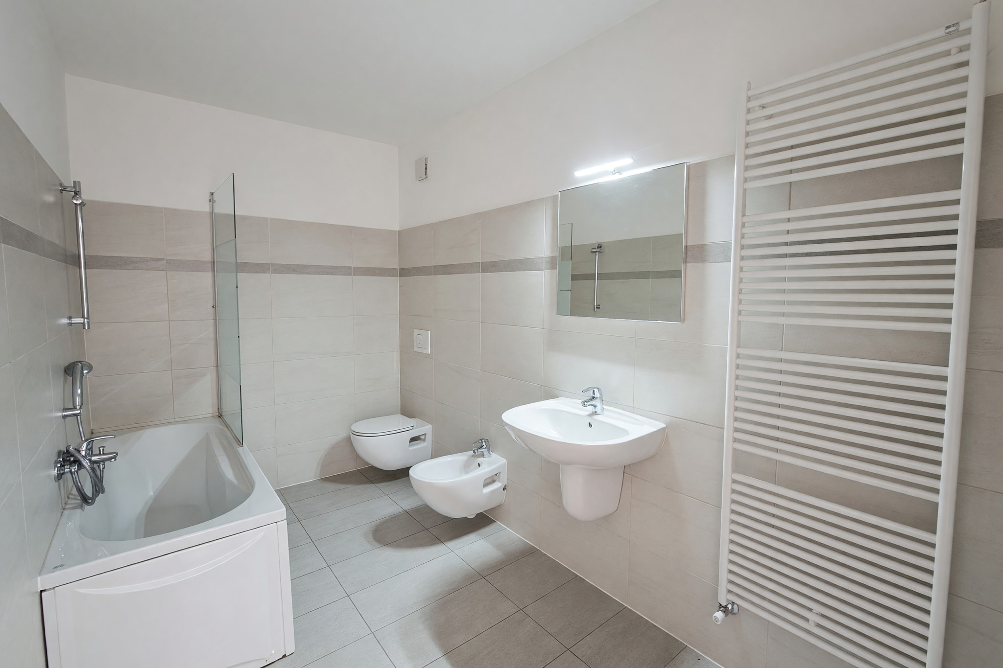 Moderna casa contigua 5,5 locali con terrazza coperta vista lago e giardino in posizione panoramica - Lopagno - foto 16