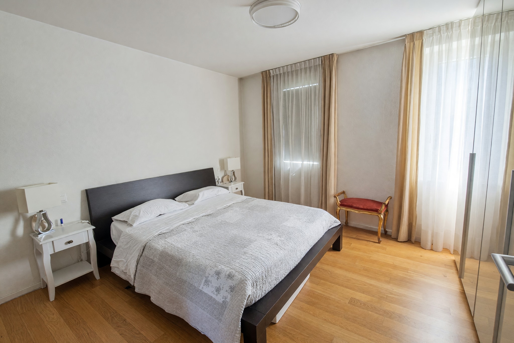Bellissimo appartamento 3,5 locali ristrutturato a nuovo con spaziosa terrazza privata e accogliente zona giorno con stufa a legna - Cadempino - foto 9