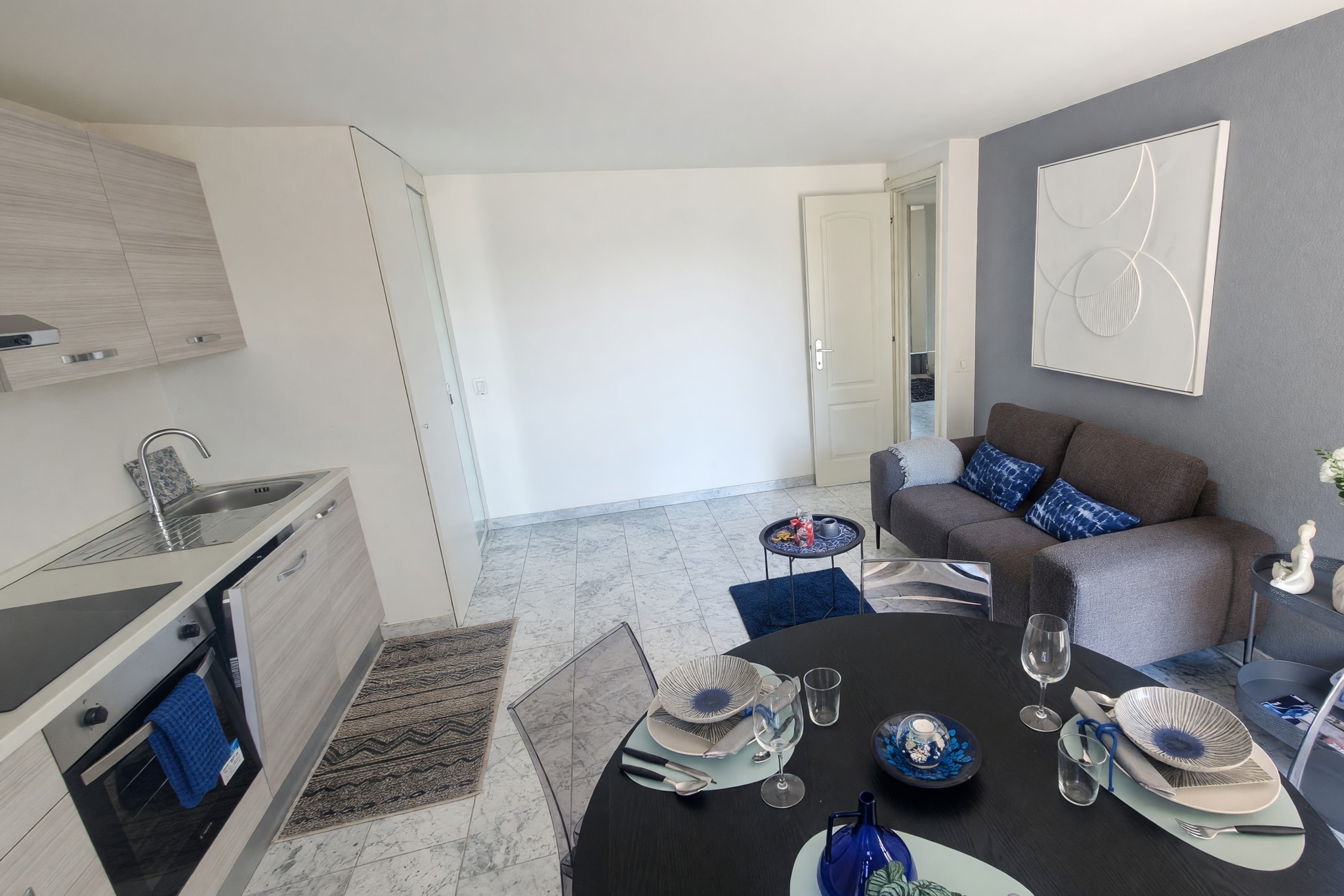 Grazioso appartamento 2,5 locali parzialmente ristrutturato nel nucleo di Aldesago con balcone e scorcio sul lago - Aldesago - foto 4