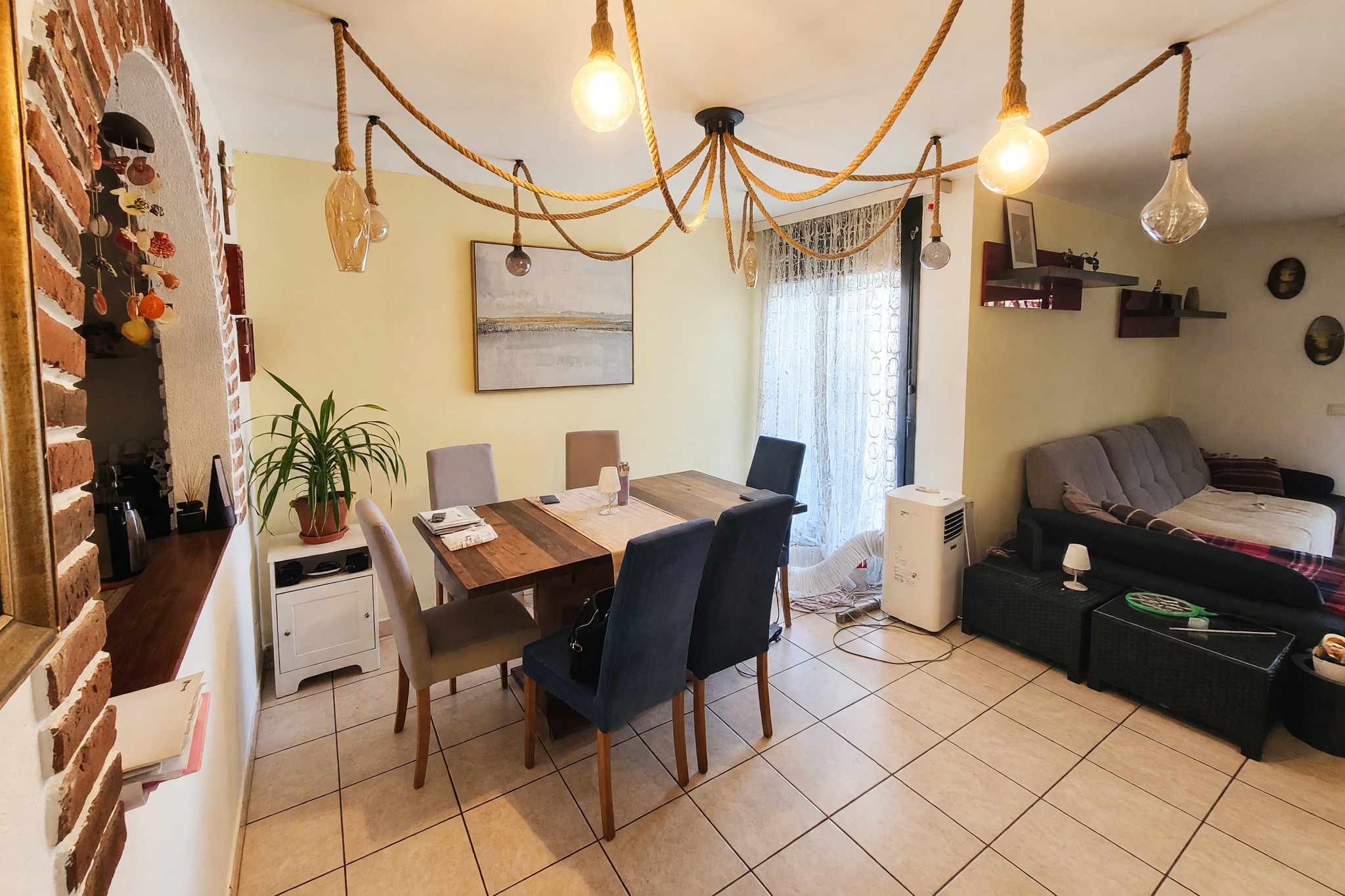 Ampia villetta 5,5 locali con giardino privato di 300 mq, camino e grande mansarda abitabile - Cadenazzo - foto 3