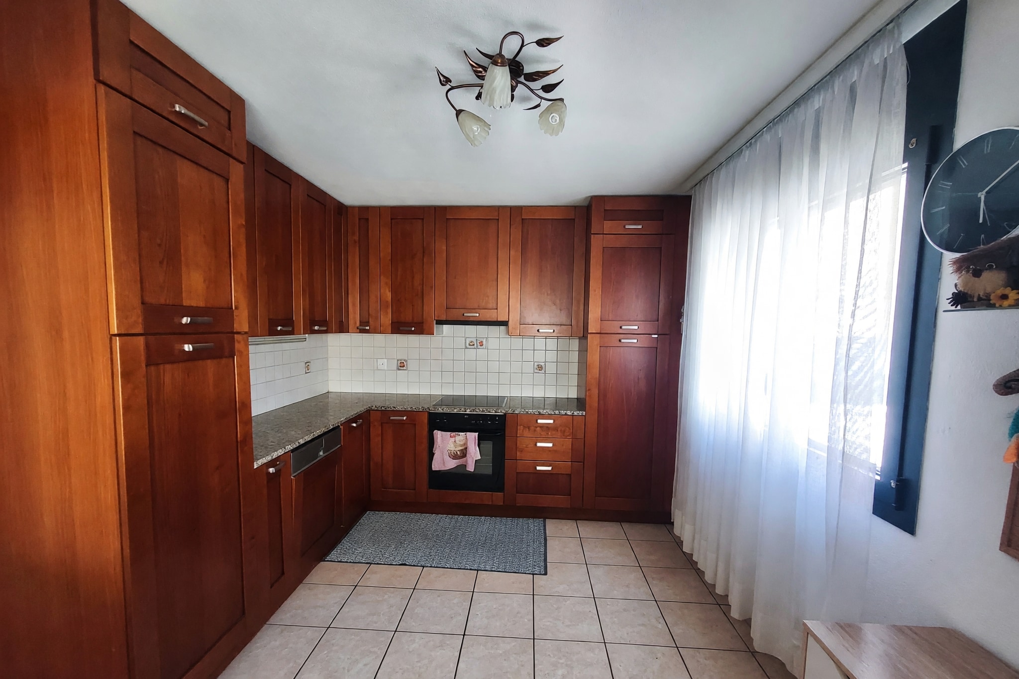 Ampia villetta 5,5 locali con giardino privato di 300 mq, camino e grande mansarda abitabile - Cadenazzo - foto 7