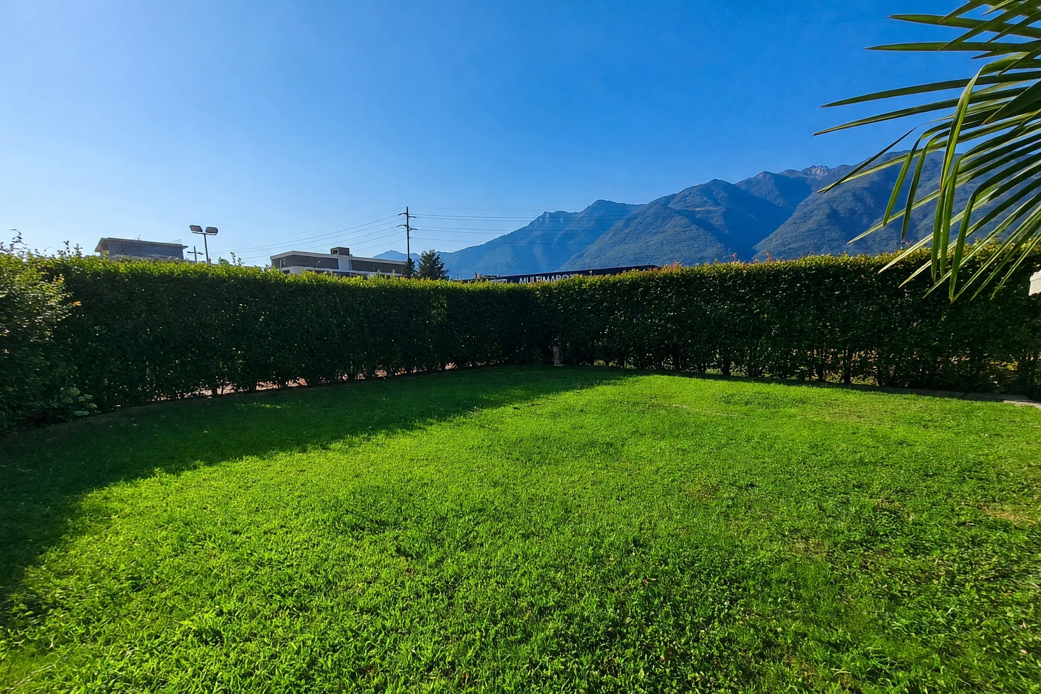Ampia villetta 5,5 locali con giardino privato di 300 mq, camino e grande mansarda abitabile - Cadenazzo - foto 17