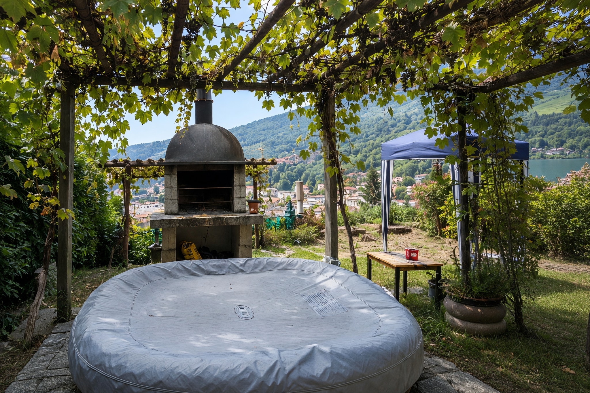 Casa plurifamiliare dalle mille possibilità con vista lago e giardino - Ponte Tresa - foto 2