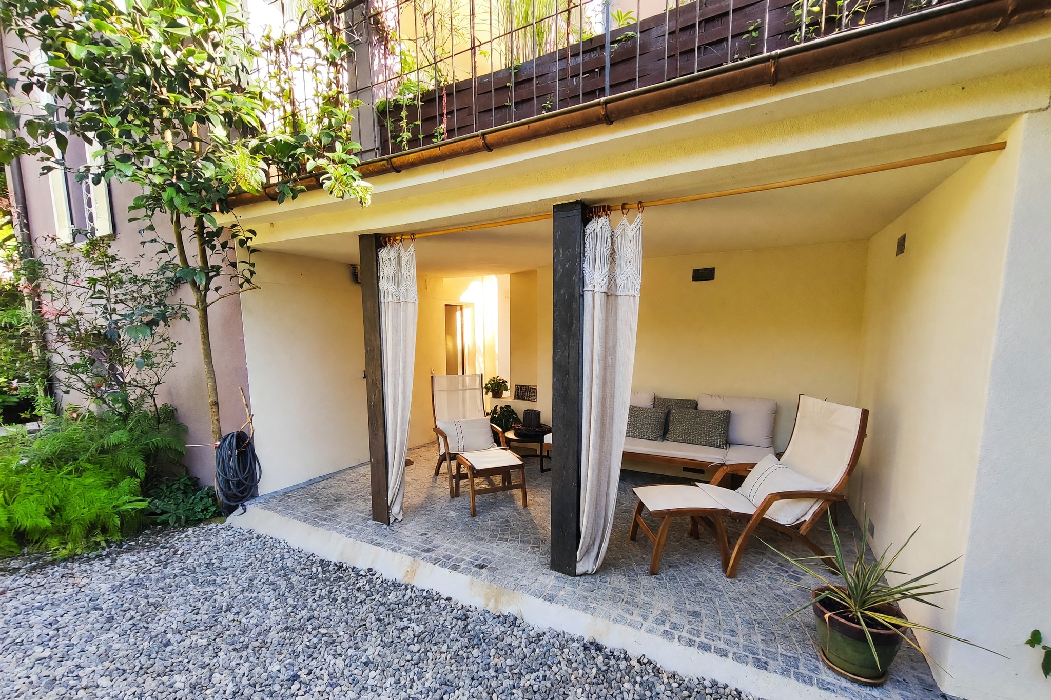 Affascinante casa bifamiliare 7 locali ristrutturata con giardino privato di 250 m² nel caratteristico nucleo di Davesco - Davesco - foto 2