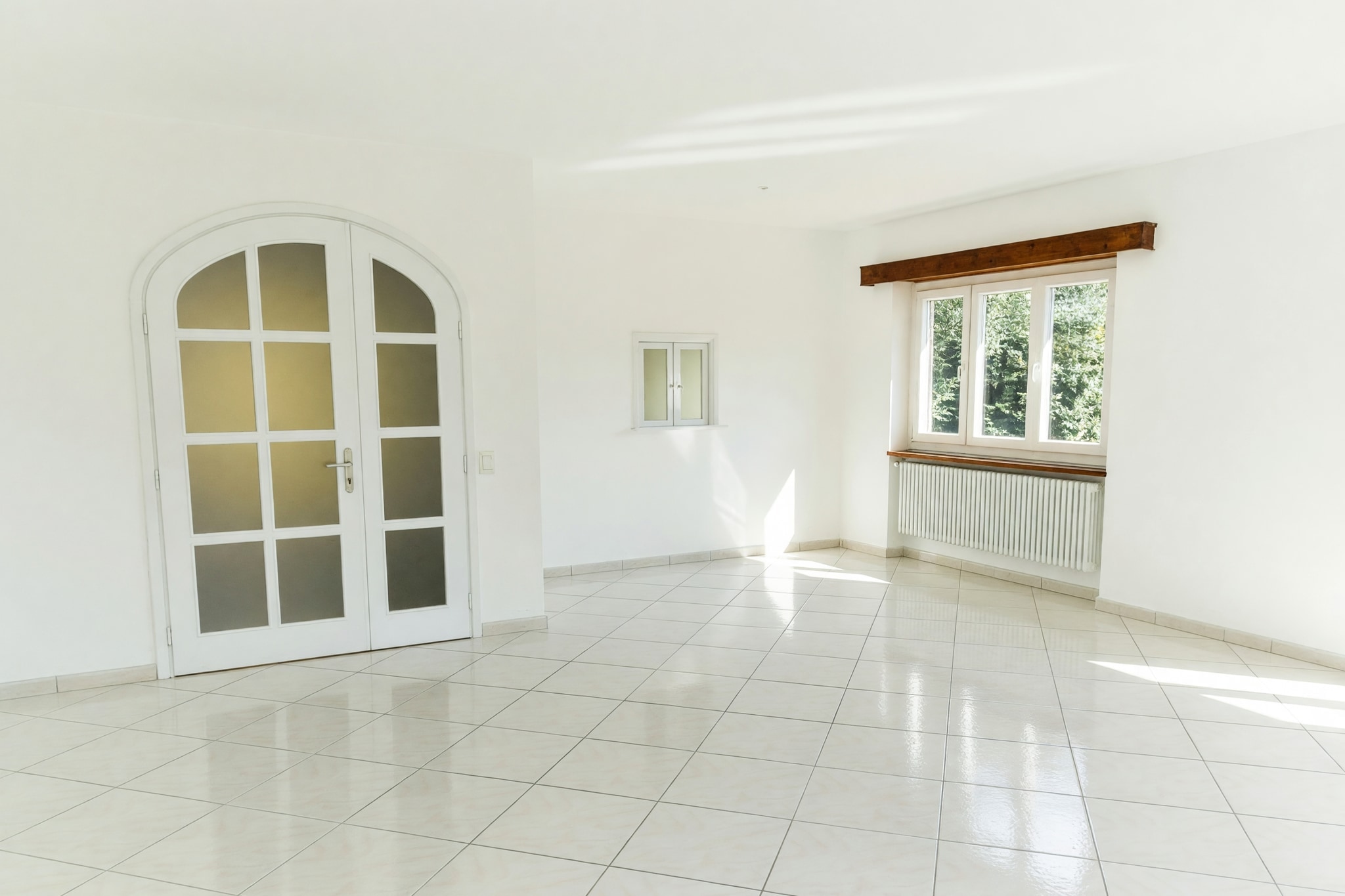 Spazioso appartamento 5,5 locali ristrutturato con giardino privato in stile mediterraneo, tre balconi e ambienti molto luminosi - Comano