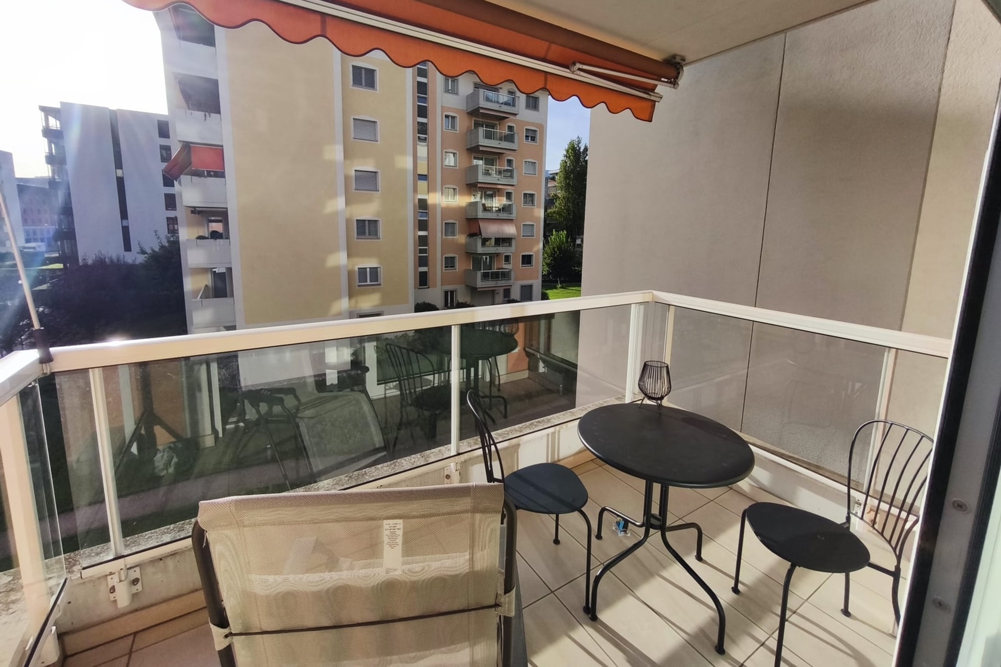 Ampio appartamento 2,5 locali arredato con balconcino in complesso con parco condominiale e servizi a pochi passi - Viganello - foto 4