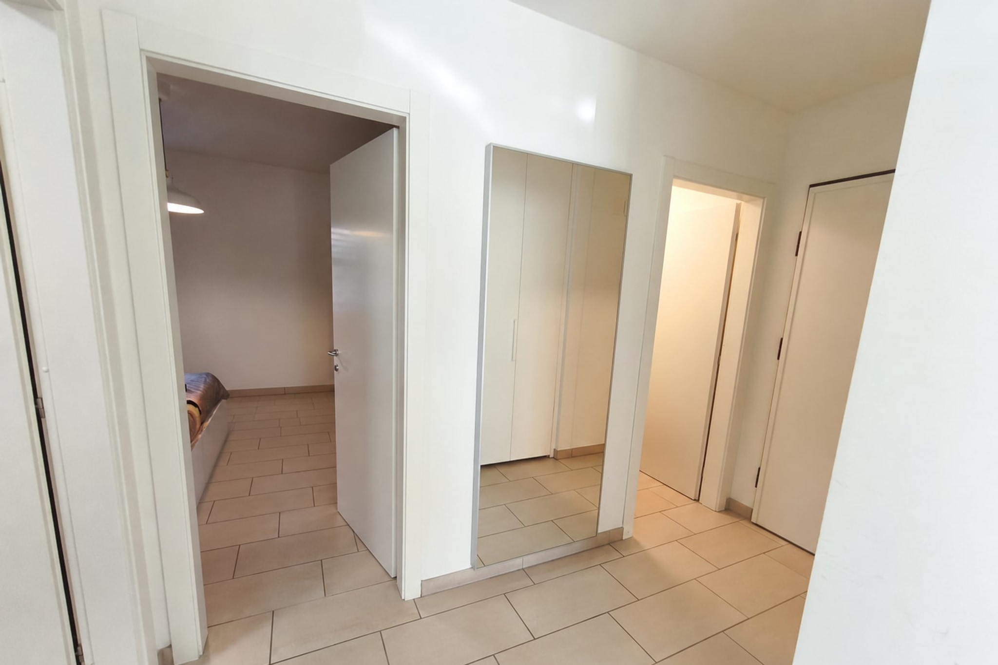 Ampio appartamento 2,5 locali arredato con balconcino in complesso con parco condominiale e servizi a pochi passi - Viganello - foto 7