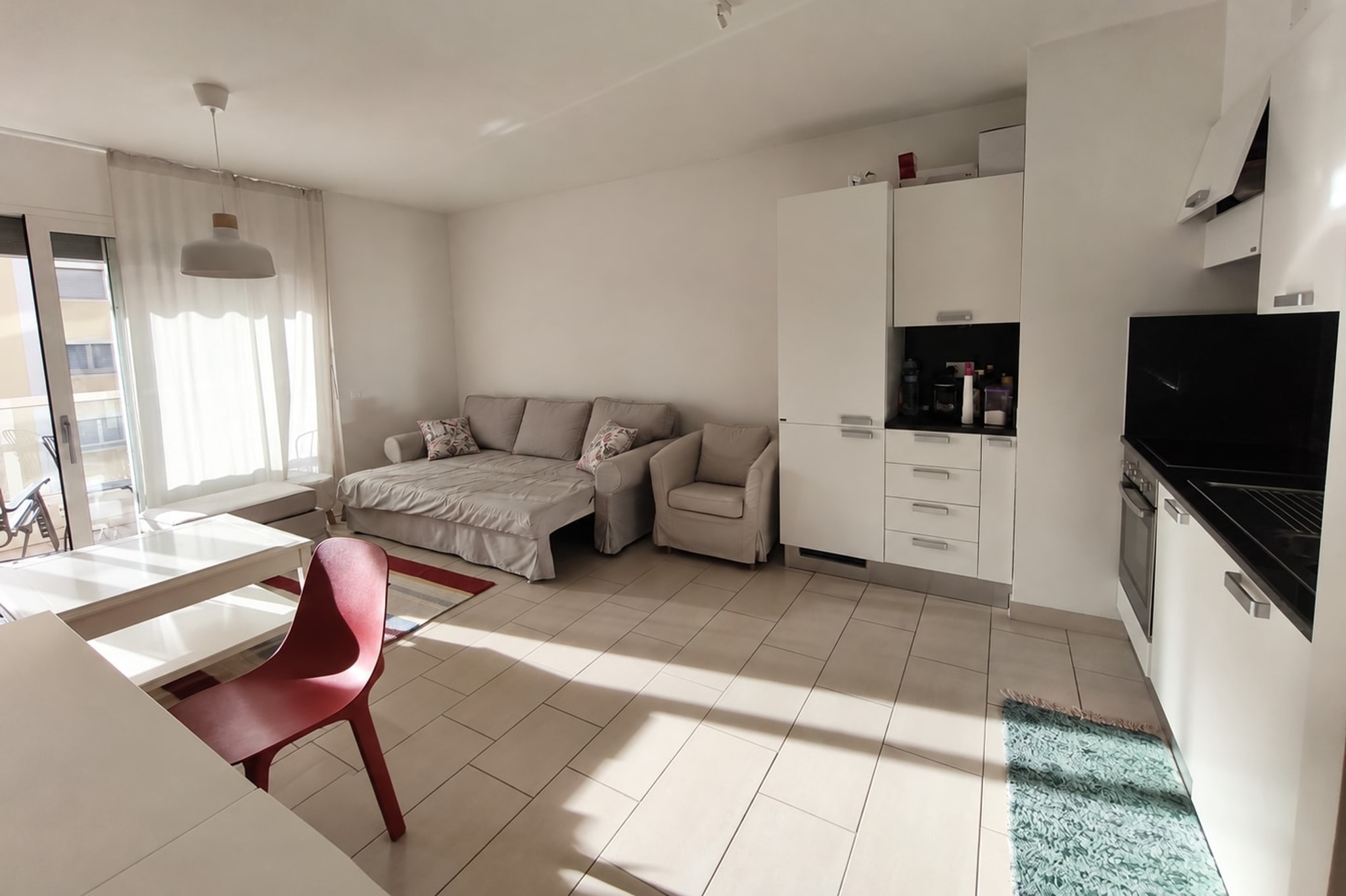 Ampio appartamento 2,5 locali arredato con balconcino in complesso con parco condominiale e servizi a pochi passi - Viganello - foto 3