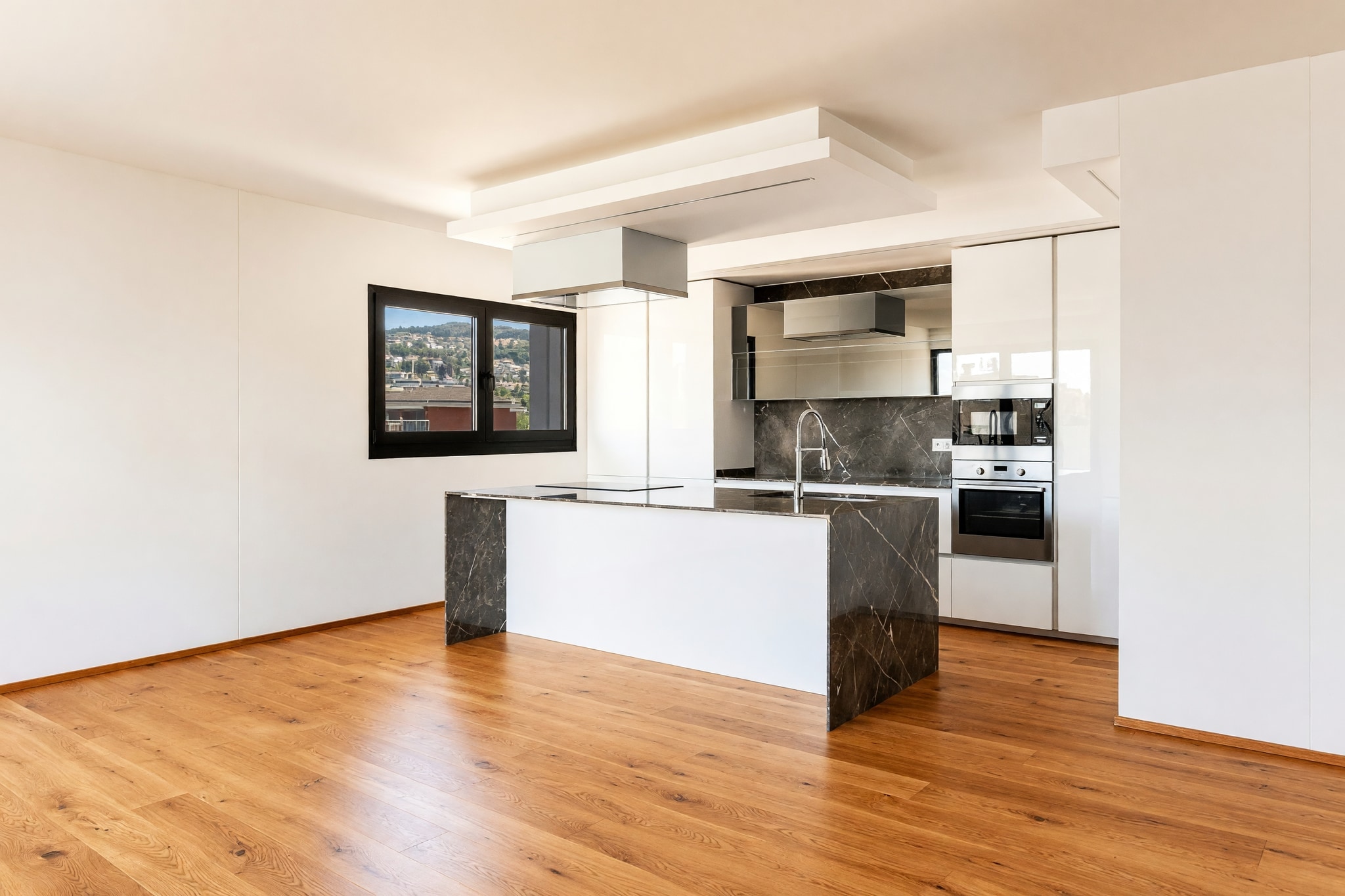 Elegante attico 4,5 locali con magnifico roof top privato di 140 m² e piacevole vista sulla città - Pregassona - foto 4
