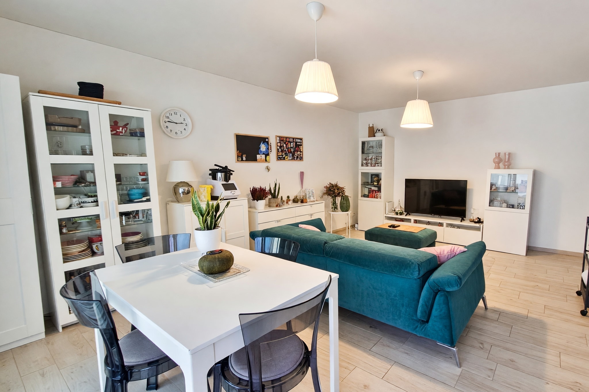 Moderno appartamento 2,5 locali con terrazza coperta e interessante opportunità d'investimento in comoda posizione residenziale - Vacallo - foto 2