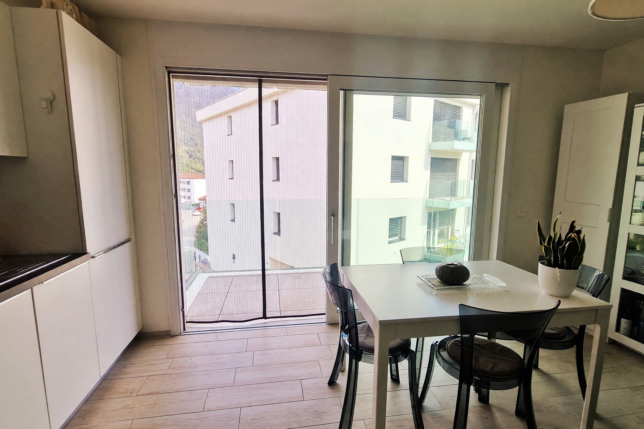 Moderno appartamento 2,5 locali con terrazza coperta e interessante opportunità d'investimento in comoda posizione residenziale - Vacallo - foto 8