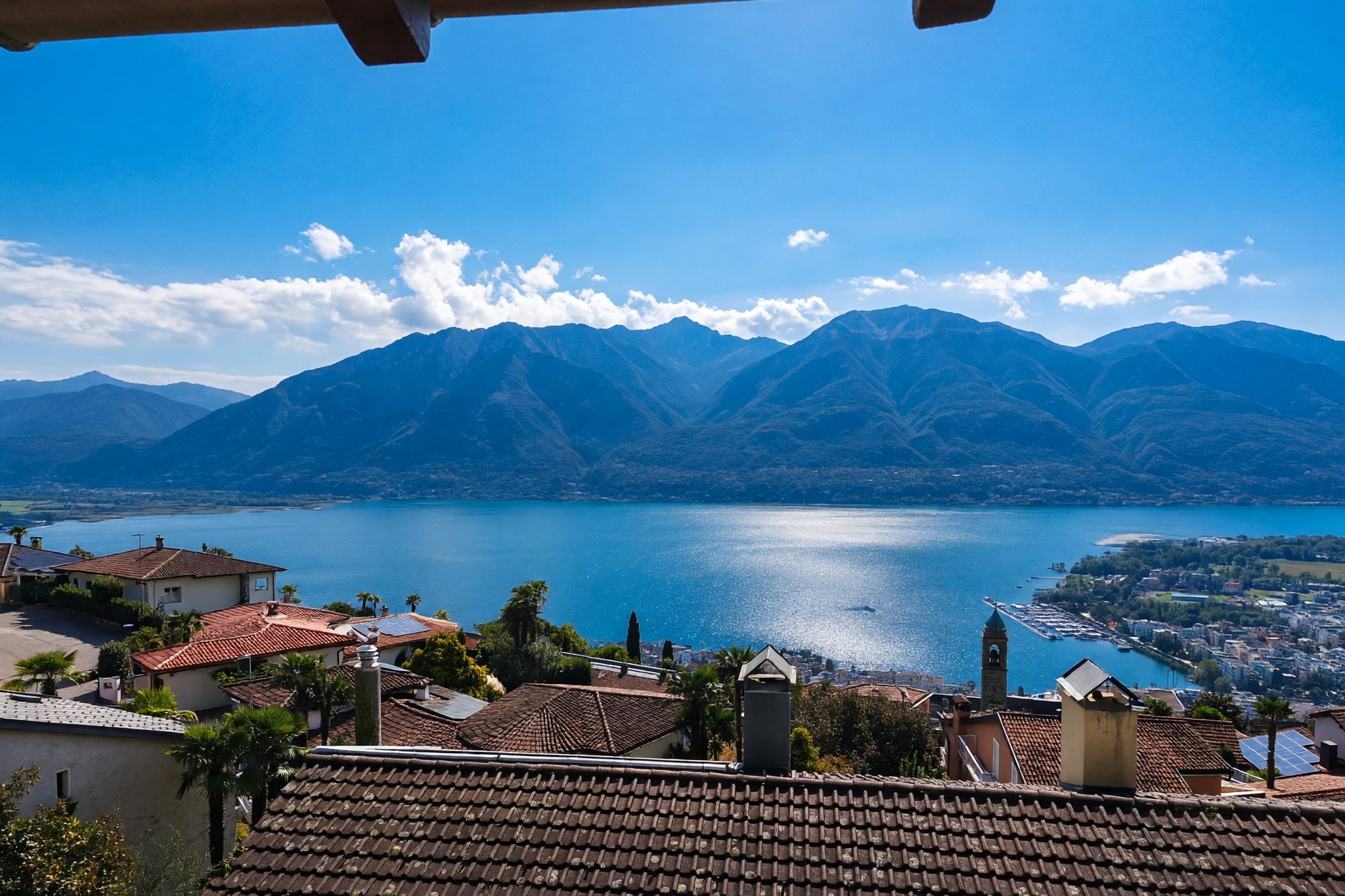 Splendida villa unifamiliare 5,5 locali con meravigliosa vista lago, giardino terrazzato e camino in contesto residenziale esclusivo - Orselina - foto 2
