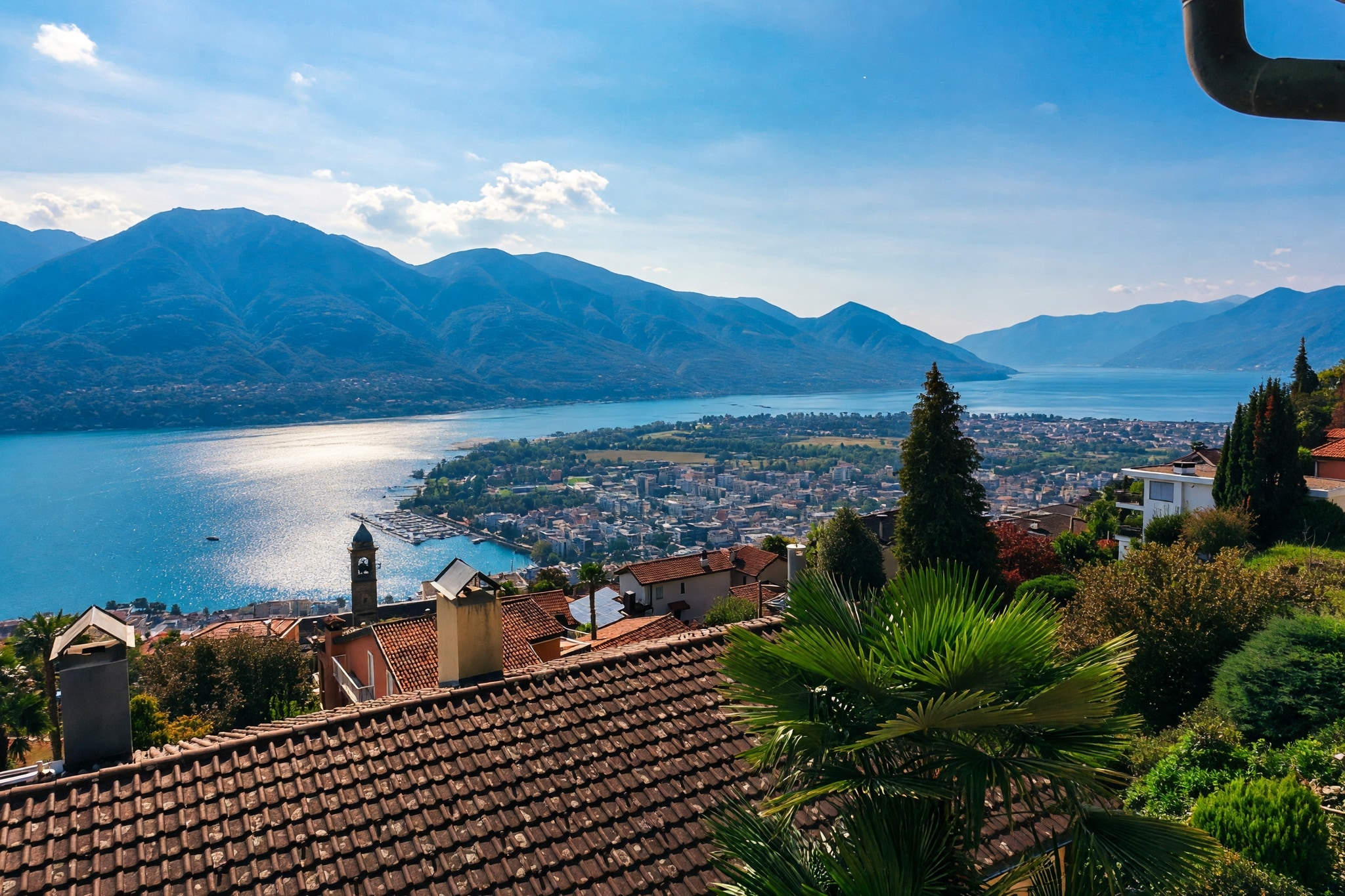 Splendida villa unifamiliare 5,5 locali con meravigliosa vista lago, giardino terrazzato e camino in contesto residenziale esclusivo - Orselina - foto 25