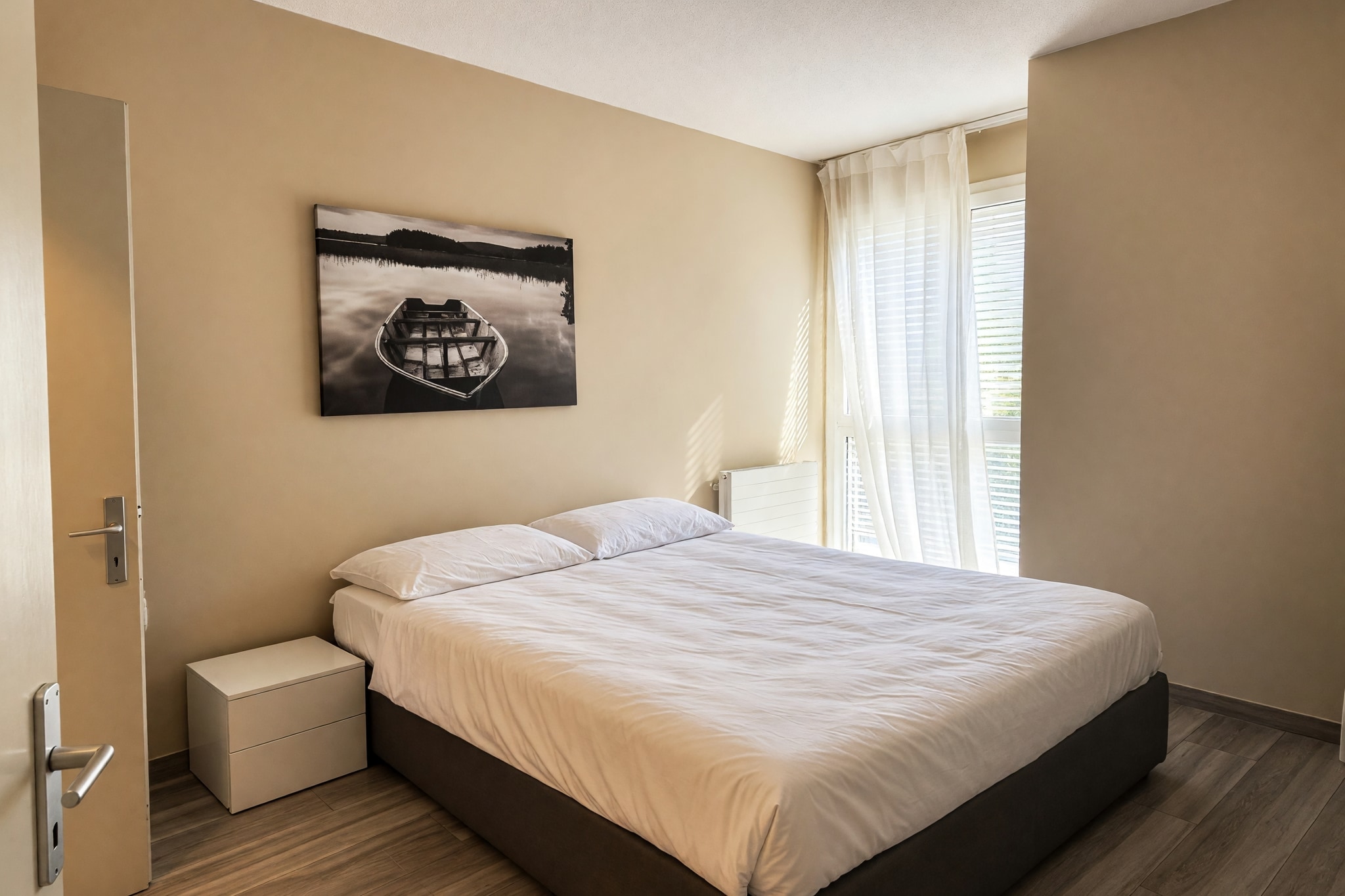Interessante appartamento 4,5 locali ristrutturato con terrazza e bella vista panoramica all'ultimo piano a Pazzallo - Pazzallo - foto 13